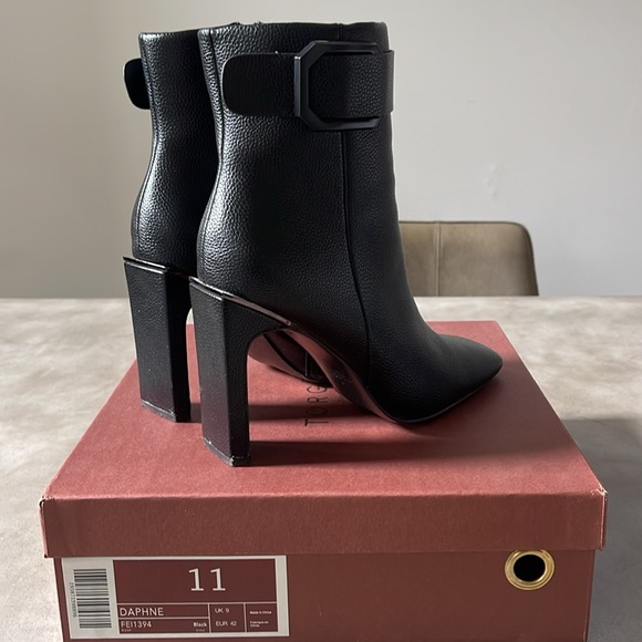 Torgeis Women’s size 11 Boots - Picture 4 of 7